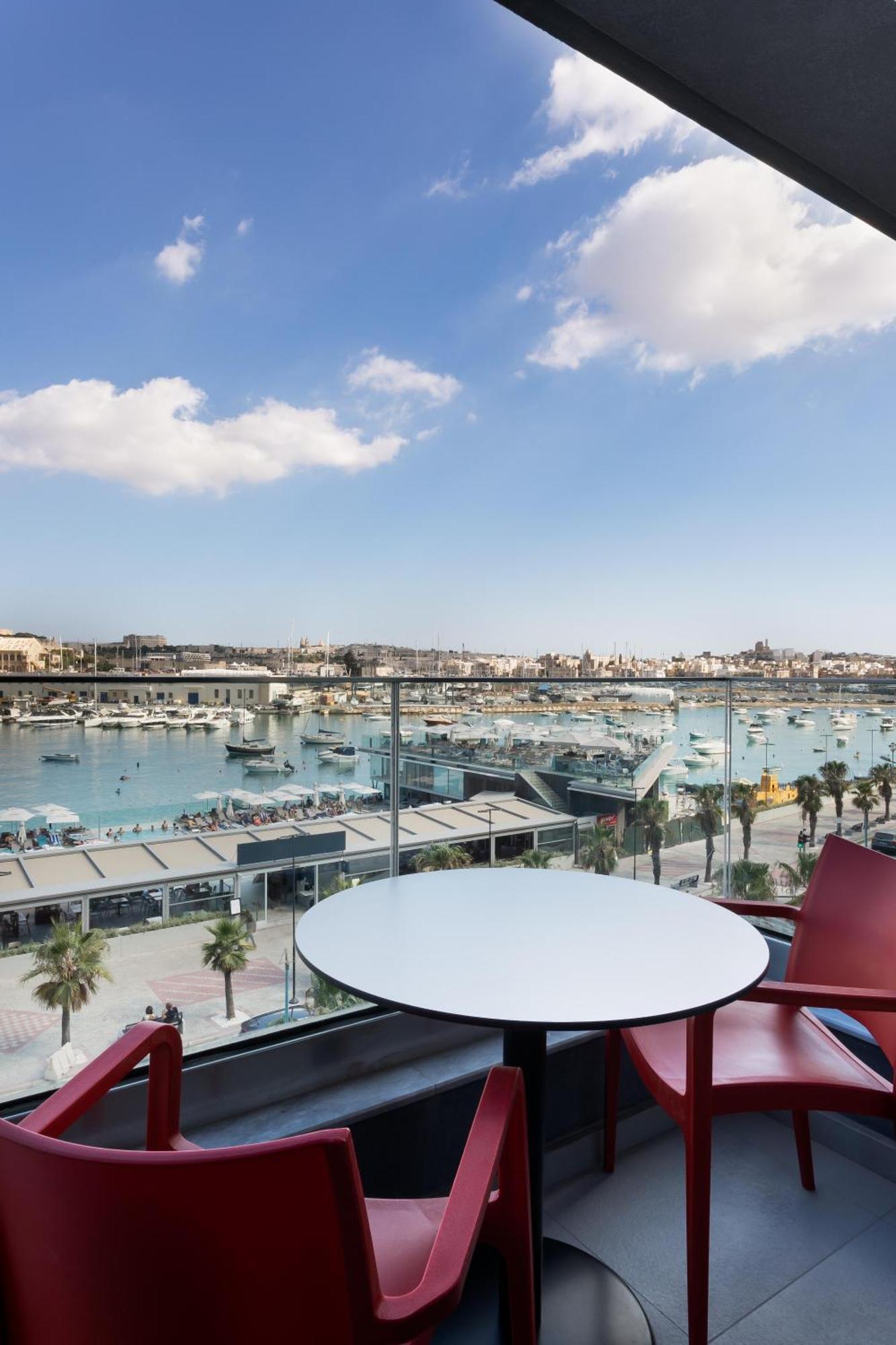 Verdi Gzira Promenade Exterior photo